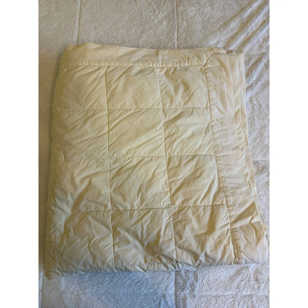 Laura Ashley Lifestyle Cotton Polyester Throw Blanket Quilted Queen 94”x 86”
